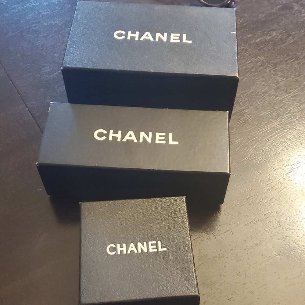 Chanel Black Box Set